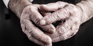 Κορυδαλλός: Ηλικιωμένοι βρέθηκαν κάτω από άθλιες συνθήκες διαβίωσης σε γηροκομείο