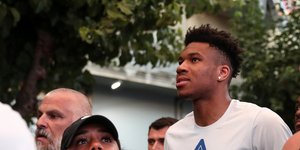 Ο Γιάννης Αντετοκούνμπο με την σύντροφό του