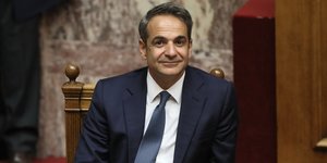 Ο Κυριάκος Μητσοτάκης στη θέση του πρωθυπουργού στη βουλή