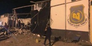 Βομβαρδισμένο κτίριο στη Λιβύη