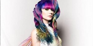 Εντυπωσιακά χτενίσματα που θυμίζουν γλυπτά, φτιαγμένα με τσιμπιδάκια 