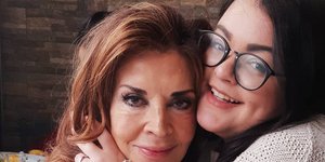 Η Μιμή Ντενίση με την κόρη της Μαριτίνα