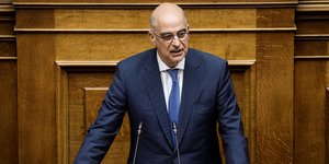 Ο υπουργός Εξωτερικών Νίκος Δένδιας κατά τη συζήτηση επί των προγραμματικών δηλώσεων στη Βουλή