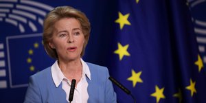 Η Ούρσουλα φον ντερ Λάιεν εξελέγη πρόεδρος της Κομισιόν