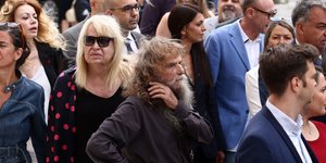 Και η Πάολα στην ορκωμοσία των νέων βουλευτών