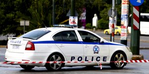 Περιπολικό σε δρόμο