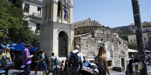 Τουρίστες στο κέντρο της Αθήνας