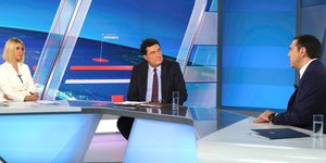 ΣΚΑΙ ΤΣΙΠΡΑΣ