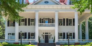 διώροφο σπίτι 