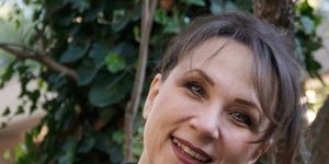 Μαίρη Σταυρακέλλη 