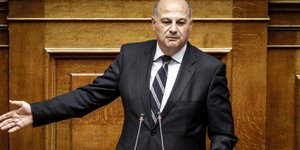 Ο υπουργός Δικαιοσύνης Κώστας Τσιάρας