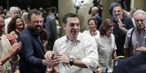 Τσίπρας στην Πολιτική Γραμματεία