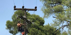 Εργασίες για την αποκατάσταση του ρεύματος στη Χαλκιδική