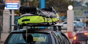 αυτοκινητο με κανό 