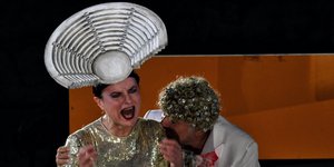 Νεφέλες σε σκηνοθεσία Δημήτρη Καραντζά