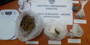 σακουλάκια ναρκωτικά