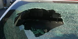 Υλικές ζημιές από την πτώση θραυσμάτων από αεροπλάνο της Norwegian Airlines