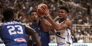 Τελευταία πρόβα για την Εθνική και τον Γιάννη Αντετοκούνμπο πριν από το Μουντομπάσκετ