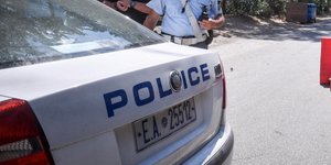 Περιπολικό της αστυνομίας στο δρόμο