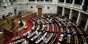 Δείτε live από τη Βουλή τη συζήτηση του πολυνομοσχεδίου