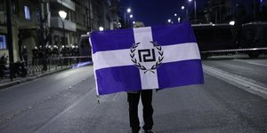 Διαλύεται η Χρυσή Αυγή λόγω και οικονομικών προβλημάτων