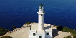 Λευκάδα: Φάρος Δουκάτο -Το ακρωτήρι στο οποίο γίνονταν θυσία οι ερωτευμένοι