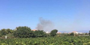 Φωτιά ξέσπασε στη Λούτσα -Κοντά σε σπίτια