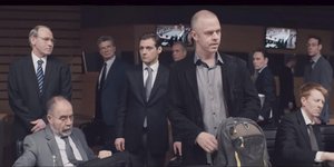 O Χρήστος Λούλης ως Γιάνης Βαρουφάκης στην ταινία του Κ. Γαβρά