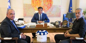 Συνάντηση του υπουργού Ανάπτυξης, Αδωνι Γεωργιάδη με τον δήμαρχο Πειραιά, Γιάννη Μώραλη