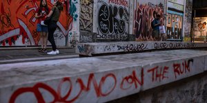 Πανταχού παρών τα γκράφιτι στο κέντρο της Αθήνας