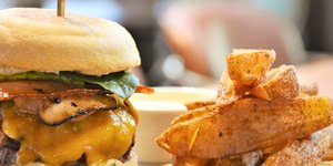 Χάμπουργερ από το Frankie