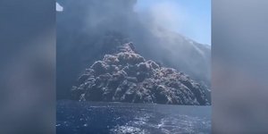 Το ηφαίστειο Στρόμπολι στην Ιταλία