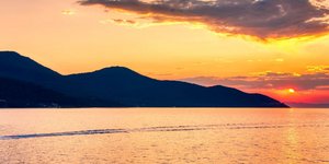 Εικόνες από το νησί της Θάσου στο ηλιοβασίλεμα