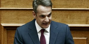 Ο πρωθυπουργός Κυριάκος Μητσοτάκης στο Βουλή