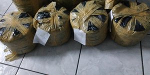 Πακέτα ναρκωτικά 