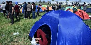Σκηνή με μετανάστες