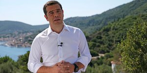 Ο Αλέξης Τσίπρας κατά το διάγγελμά του στην Ιθάκη