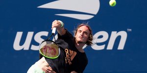 Συνεχίζει στο US Open o Στέφανος Τσιτσιπάς
