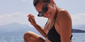 Η αθλήτρια ρυθμικής γυμναστικής Βασιλική Μιλλούση στην παραλία