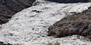 Χιονισμένο τοπίο στην Κρήτη μέσα στο καλοκαίρι