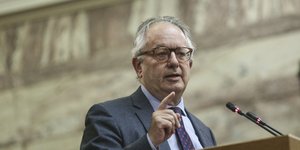 Σύμβουλος του Χρυσοχοΐδη ο Νίκος Αλιβιζάτος