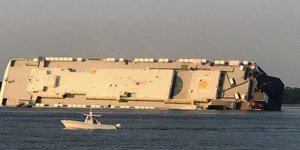 Το νοτιοκορεατικό φορτηγό πλοίο Golden Ray