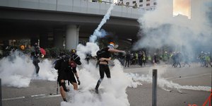 Νέα επεισόδια σημειώθηκαν σήμερα στο Χονγκ Κονγκ