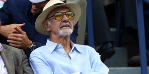 Ο διάσημος ηθοποιός Σον Κόνερι με ψάθινο καπέλο στο US Open