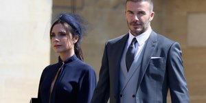 Βικτόρια και Ντέιβιντ ΜΠέκαμ ντυμένοι κομψά στον βασιλικό γάμο της Μέγκαν Μαρκλ