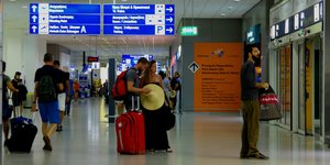 Κόσμος στο Ελευθέριος Βενιζέλος