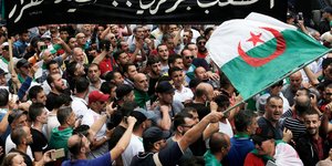Διαδηλώσεις Αλγερινών κατά της κυβέρνησης