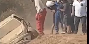 Κόσμος σε ατύχημα αυτοκινήτου σε ράλι