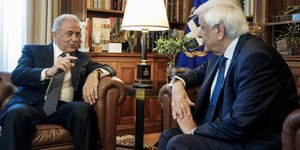 Συνάντηση Παυλόπουλου-Αβραμόπουλου