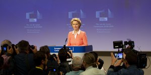 Η πρόεδρος της Επιτροπής Ούρσουλα φον ντερ Λάιεν